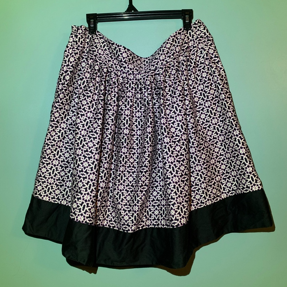 Fashion Bug Black, Purple, & White Print A-Line Skirt  sz 16